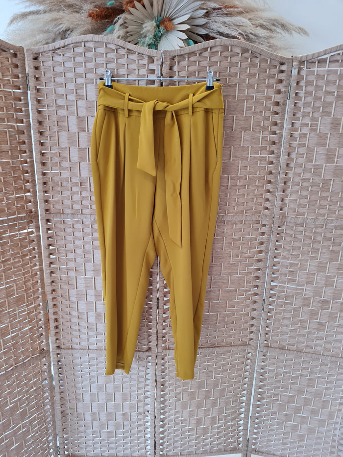 Zara Mustard trousers M