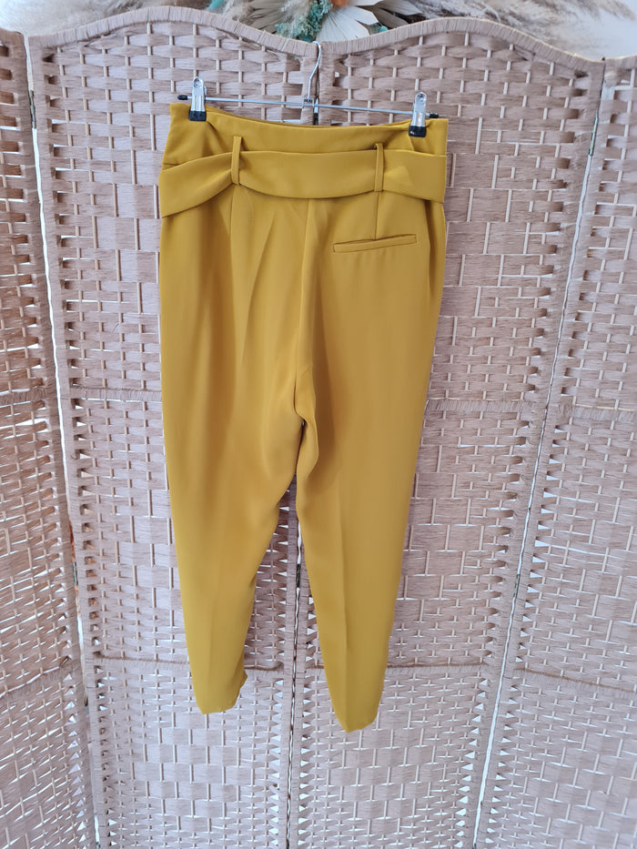 Zara Mustard trousers M